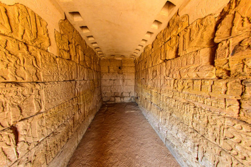 Pyramidenvorbau "Kapelle"