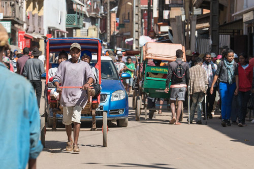 Stadtverkehr in Ambositra