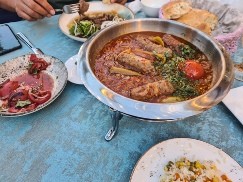 Abendessen im Sim Sim