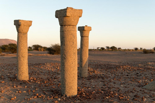 Insel Sai, Überreste einer Kirche aus dem 11. Jh.