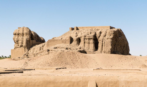 Die Deffufa in Kerma West