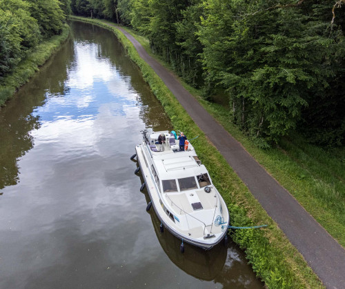 Am Canal de l'Est, bei Selles