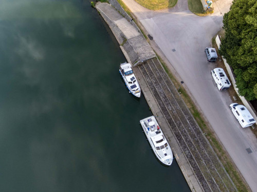 Am Quai in Pontailler-sur-Saône