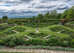 Hestercombe Gardenss große Parterre Richtung Süden