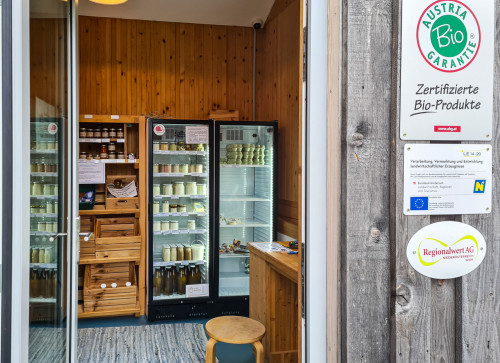 Gutes kann man hier gleich kaufen