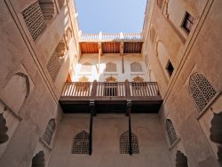 Innenhof in der Festung Jabrin