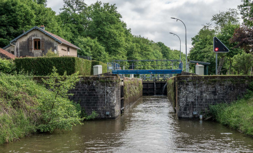 Schleuse No. 38 Ambiévillers, Canal de l'Est