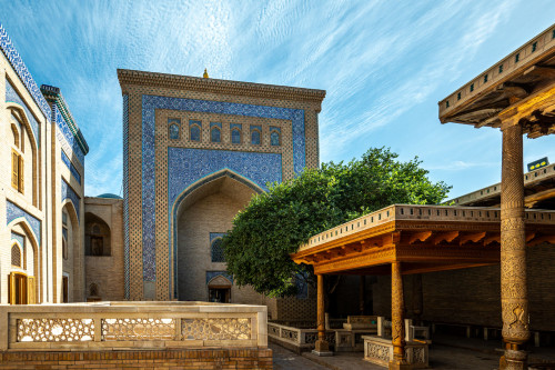 Pahlavon Mahmud Mausoleum