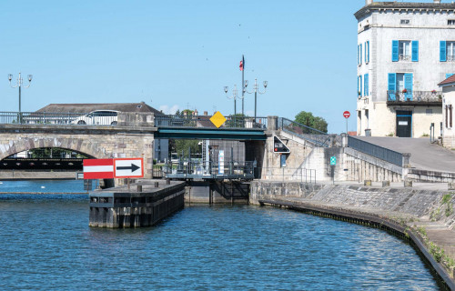 Die Schleuse in Gray