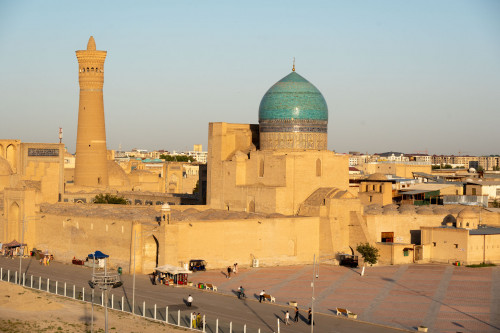 Burg; Poi Kalon Komplex