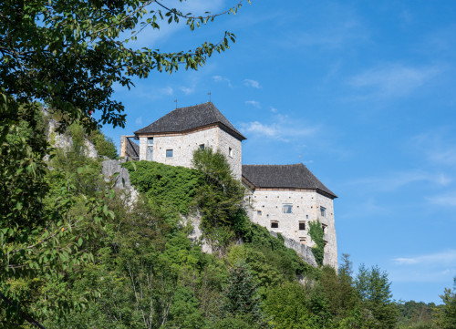 Burg Kostel - Grafenwarth