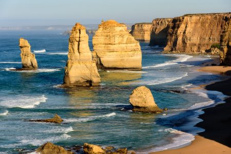 Reste der ursprünglich "12 Apostel" Klippen