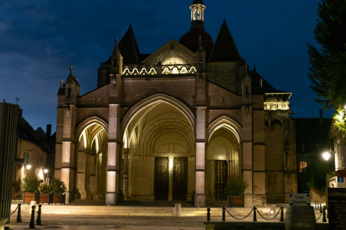 Kirche Nôtre-Dame in Beaune, Burgund