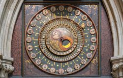 Astronomische Uhr